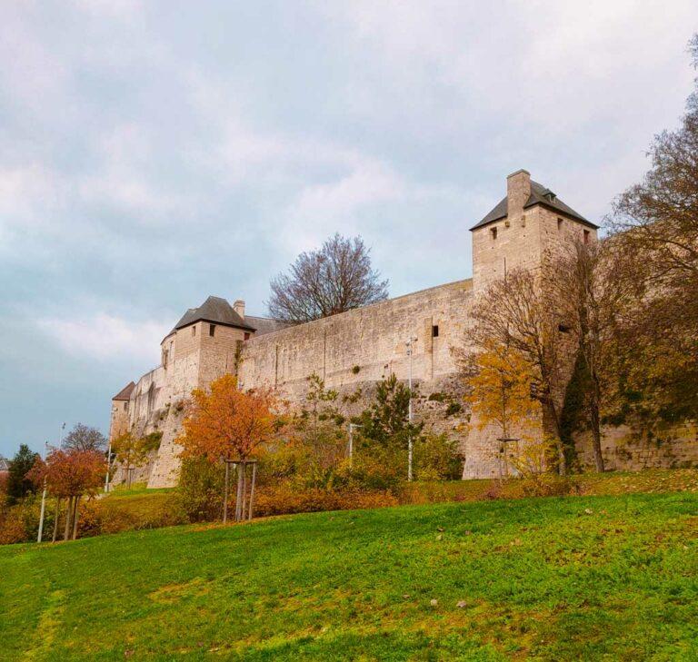 Les tours de fortifications du château de Caen