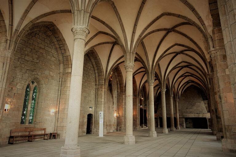 Salle des hôtes dans l'abbaye du Mont Saint-Michel