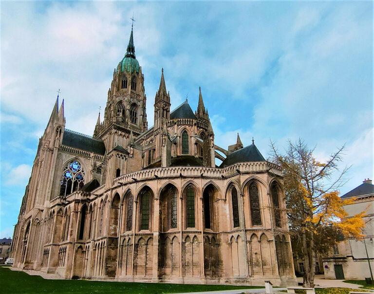 La cathédrale gothique de la ville Bayeux