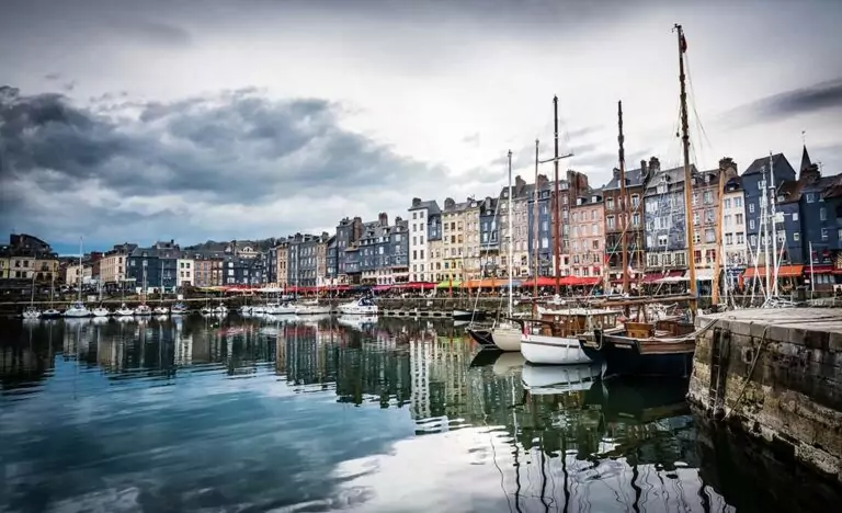 belle vue de la ville d'Honfleur