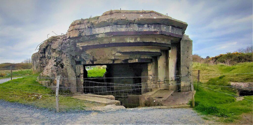 Battery of "Pointe du Hoc" Normandy Treasure Guided tours